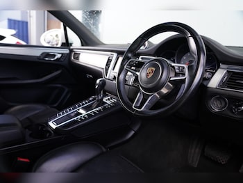 Used Porsche Macan 2015 for sale - 76659393: Photo