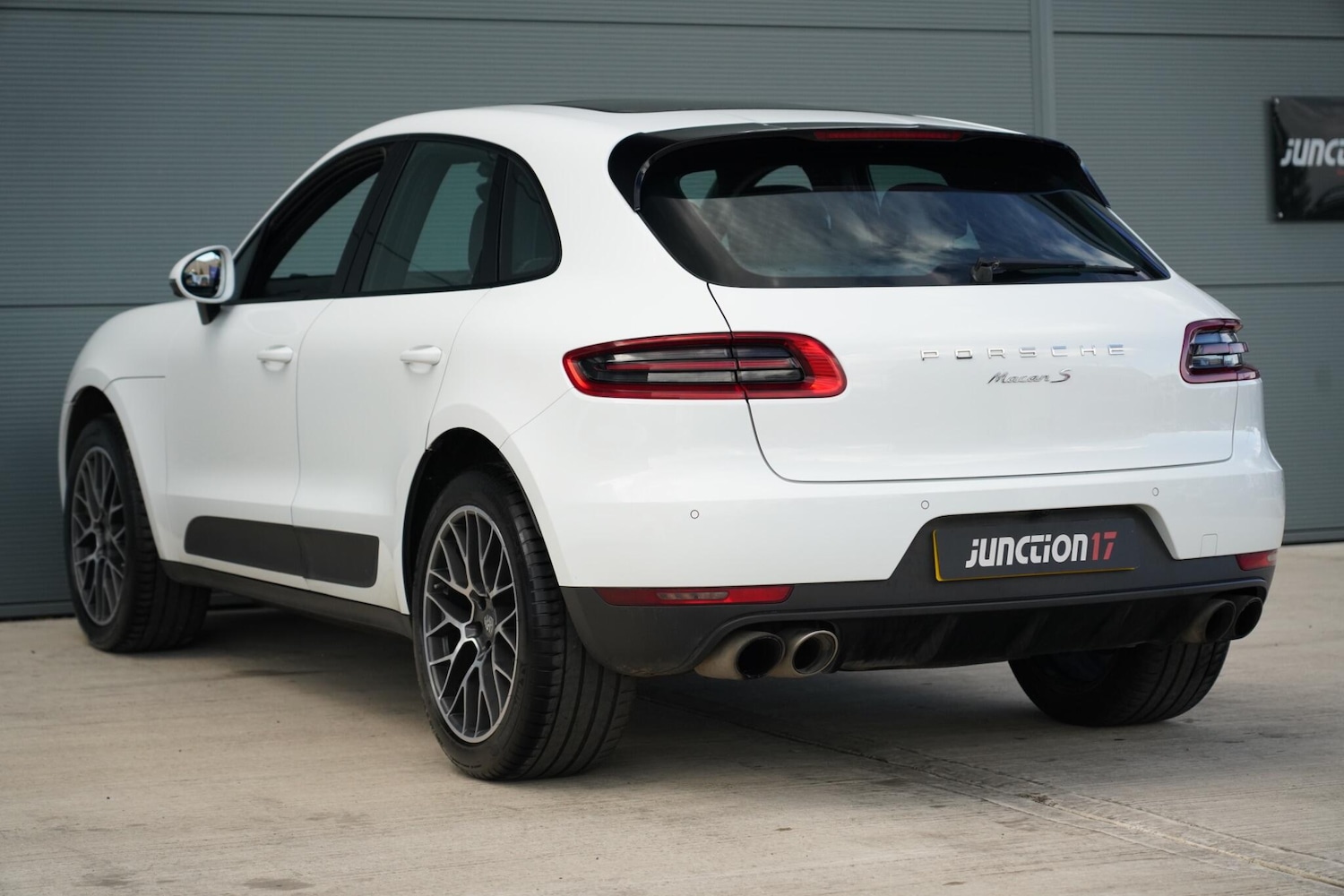 Used Porsche Macan 2015 for sale - 76659393: Photo 7