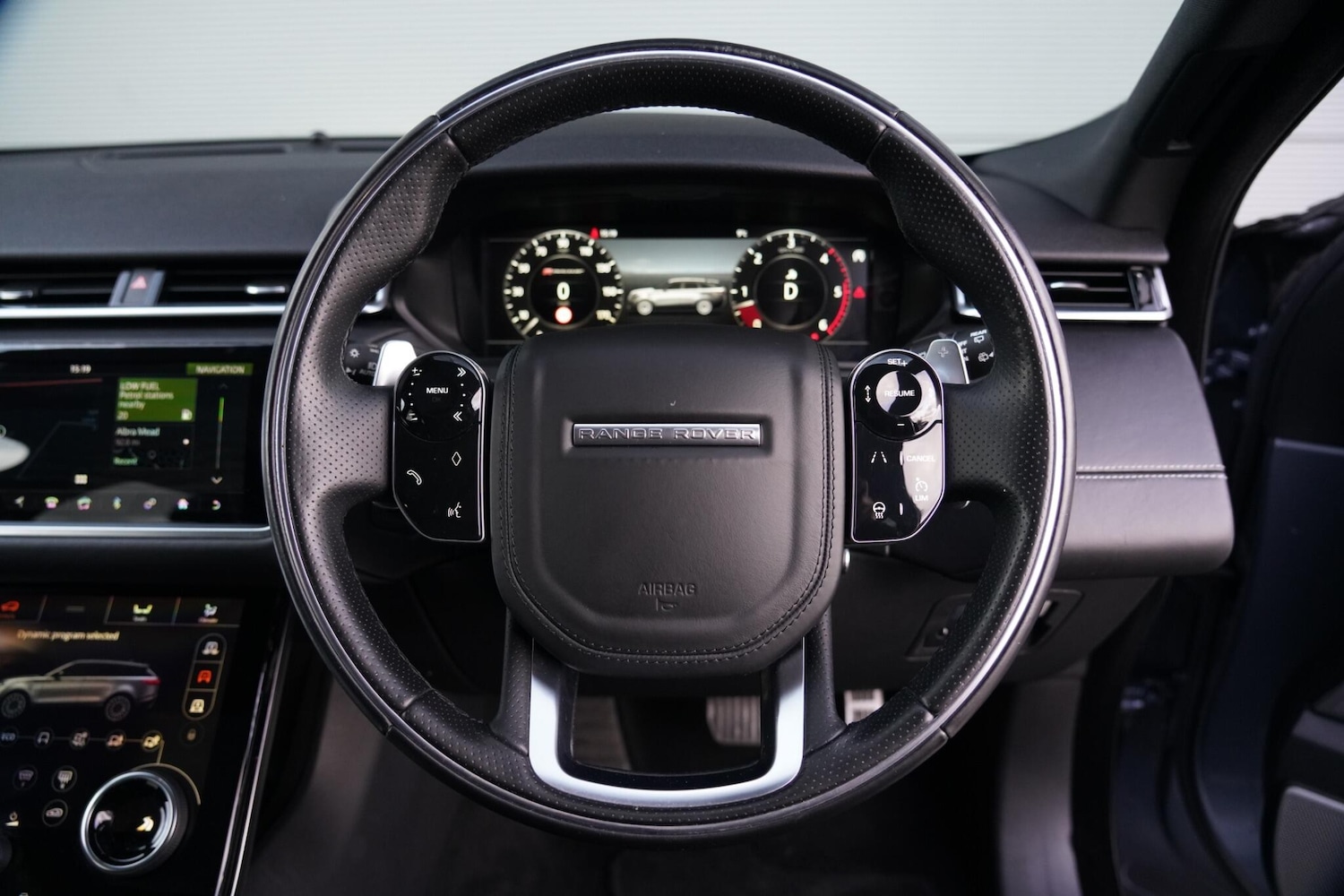 Used Land Rover Range Rover Velar 2018 for sale - 77174657: Photo 13