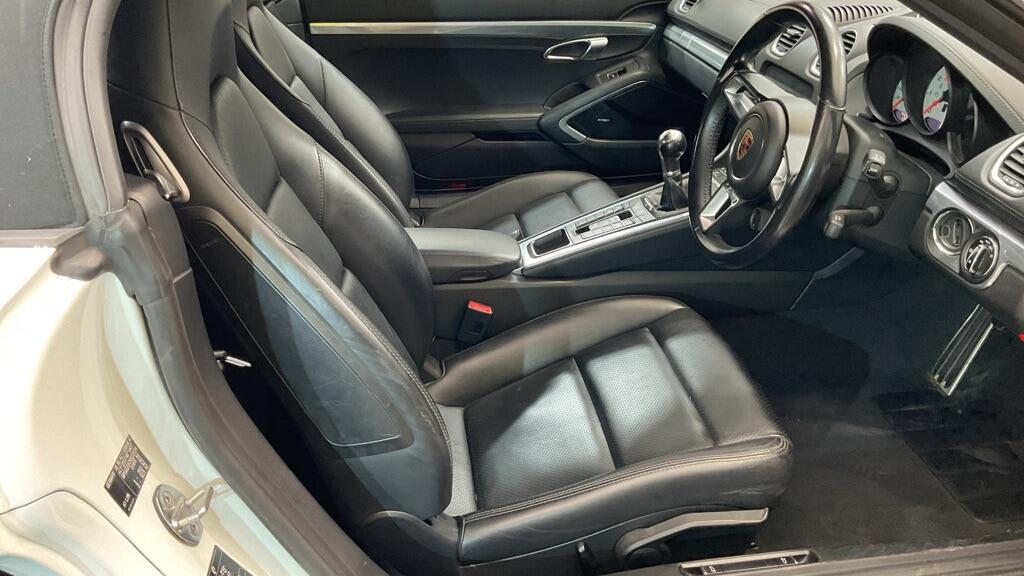Used Porsche Boxster 2017 for sale - 78115207: Photo 9