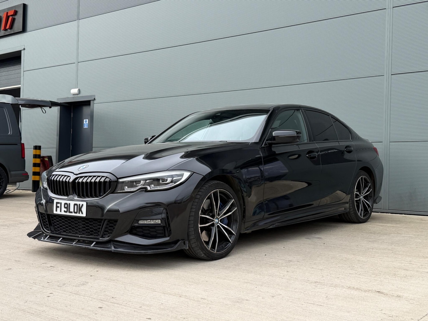 Used BMW 3 Series for sale - 78007808: Photo 2