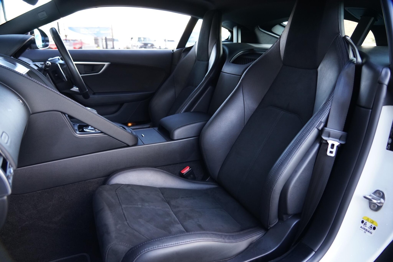 Used Jaguar F-Type 2019 for sale - 76657634: Photo 15