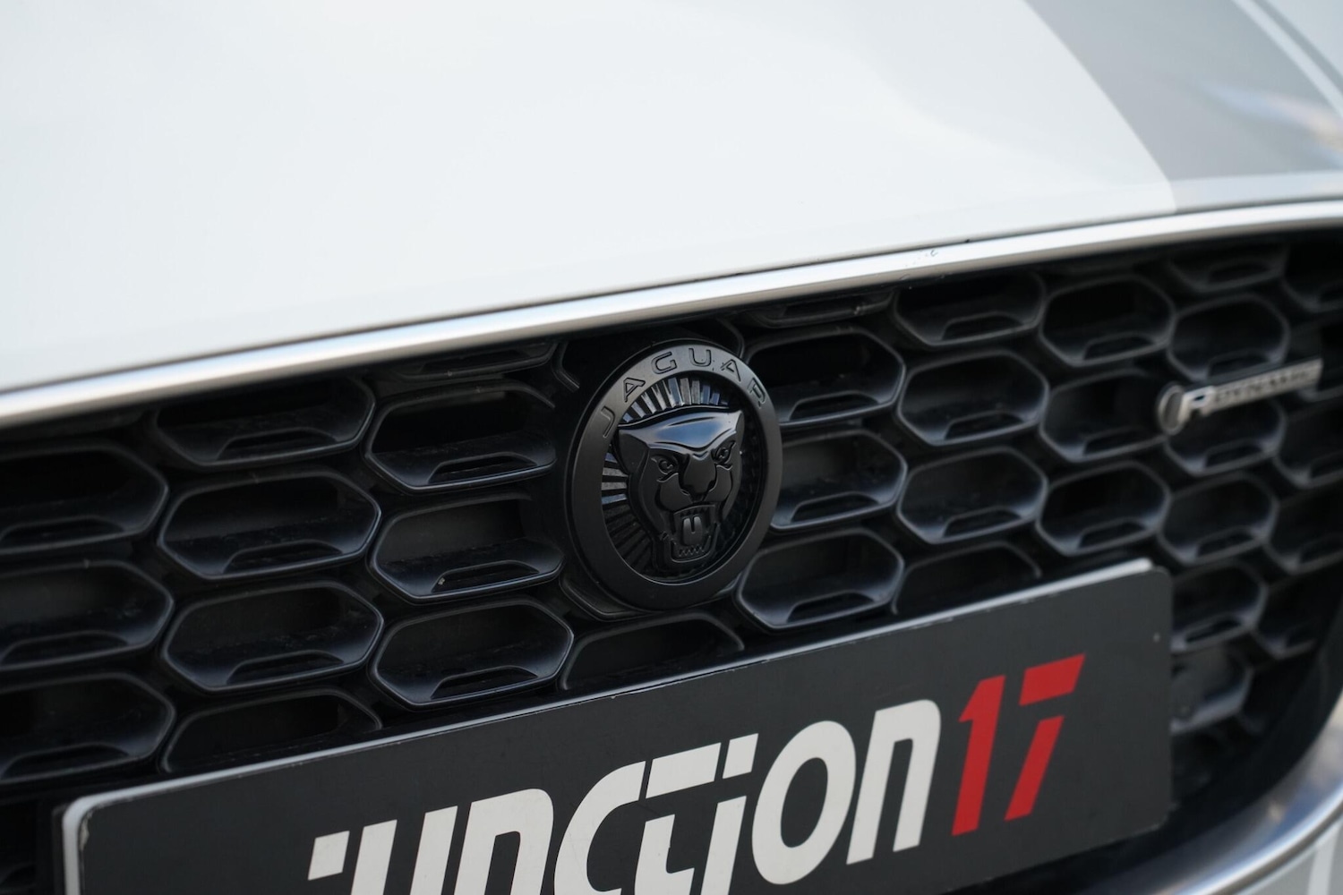 Used Jaguar F-Type 2019 for sale - 76657634: Photo 34