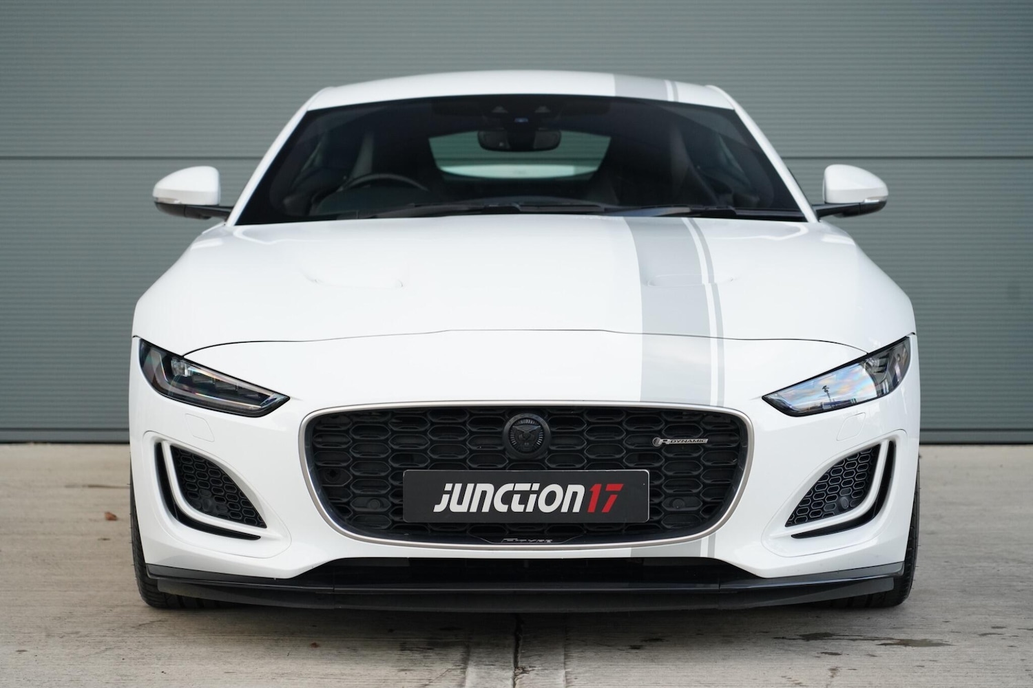 Used Jaguar F-Type 2019 for sale - 76657634: Photo 5