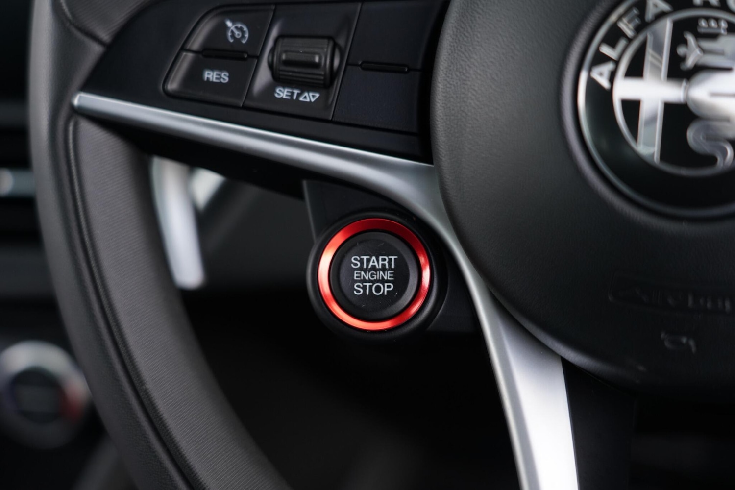 Used Alfa Romeo Giulia 2018 for sale - 76657249: Photo 15