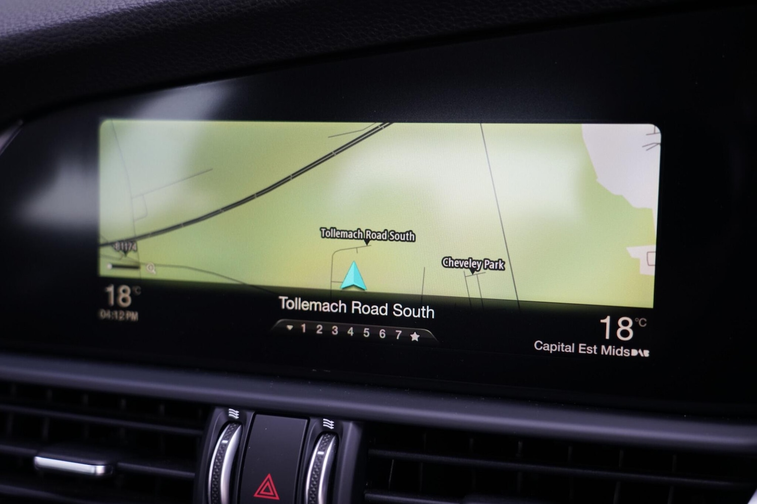 Used Alfa Romeo Giulia 2018 for sale - 76657249: Photo 16