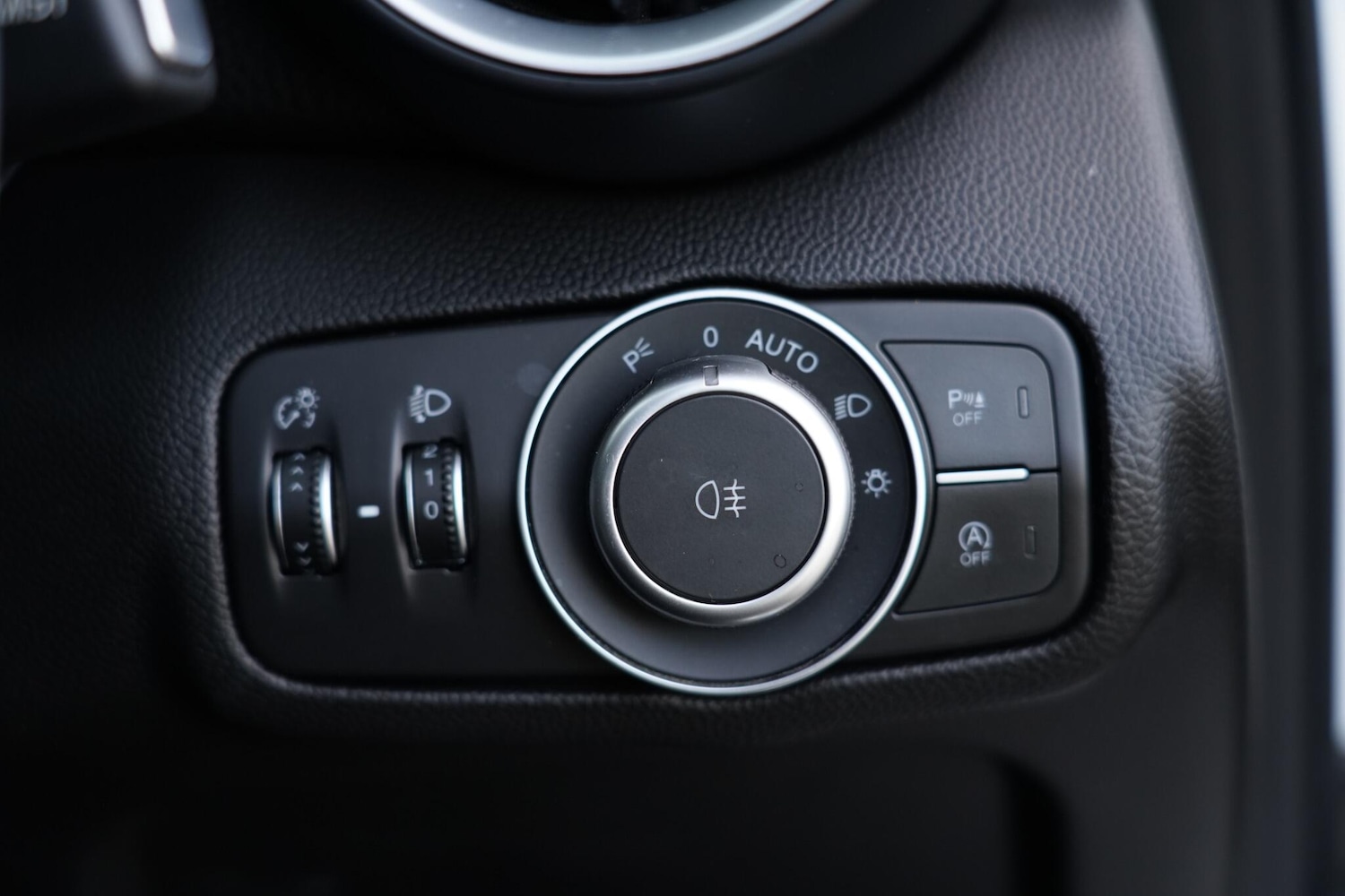 Used Alfa Romeo Giulia 2018 for sale - 76657249: Photo 19