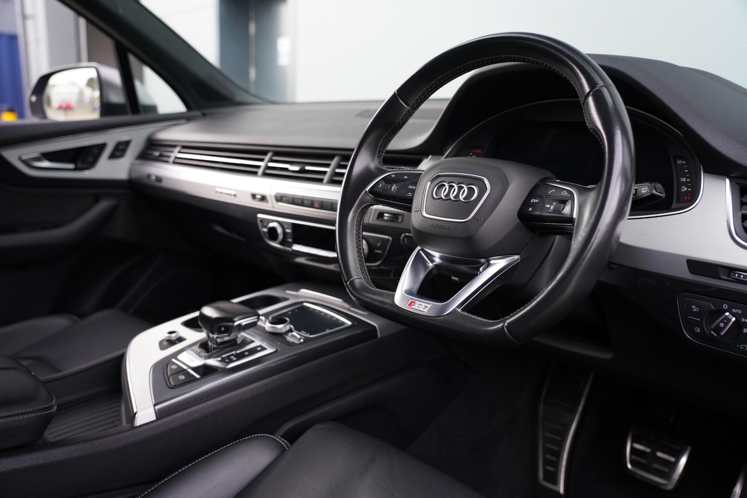 Used Audi Q7 2018 for sale - 76993780: Photo 11