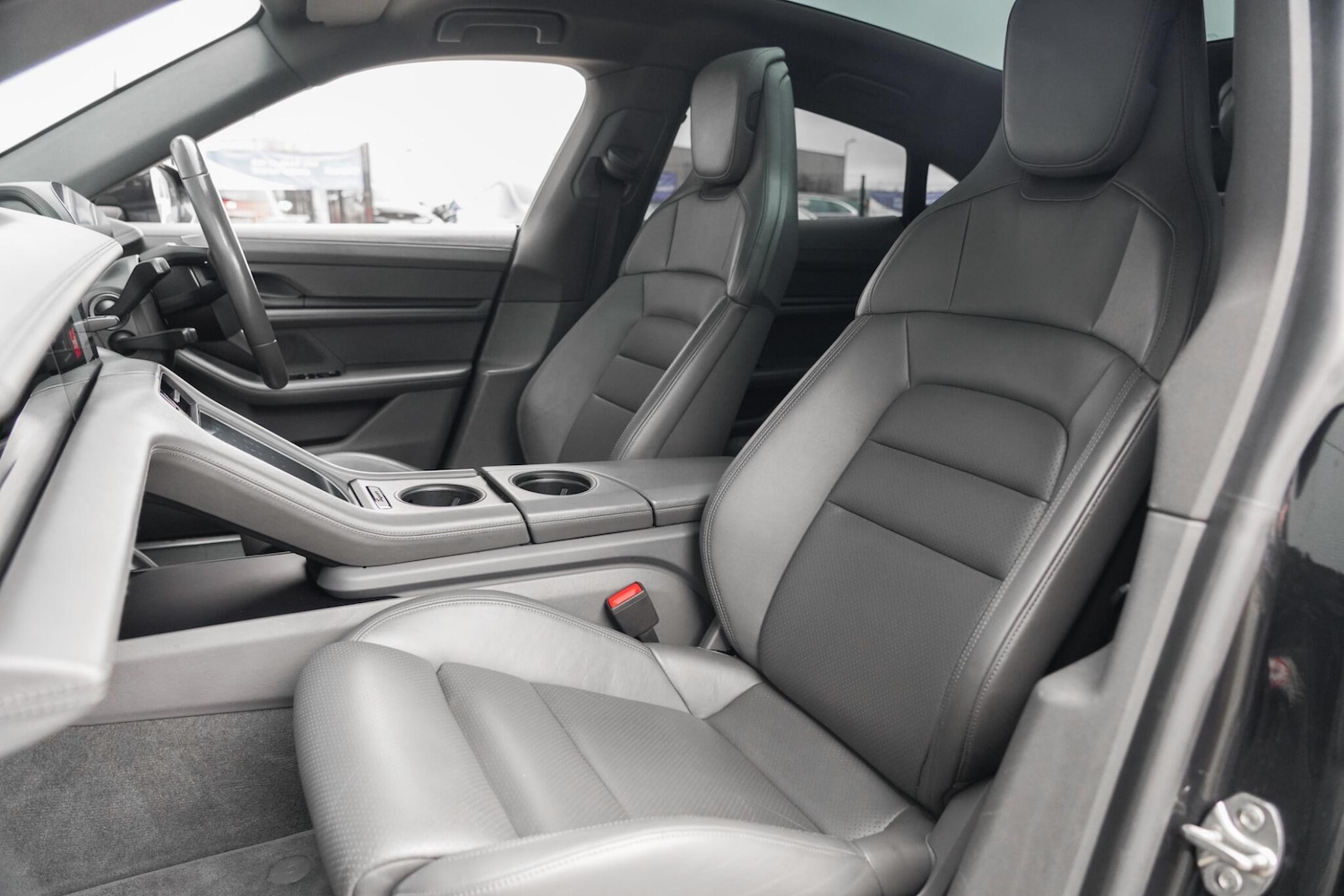 Used Porsche Taycan 2020 for sale - 76913098: Photo 13