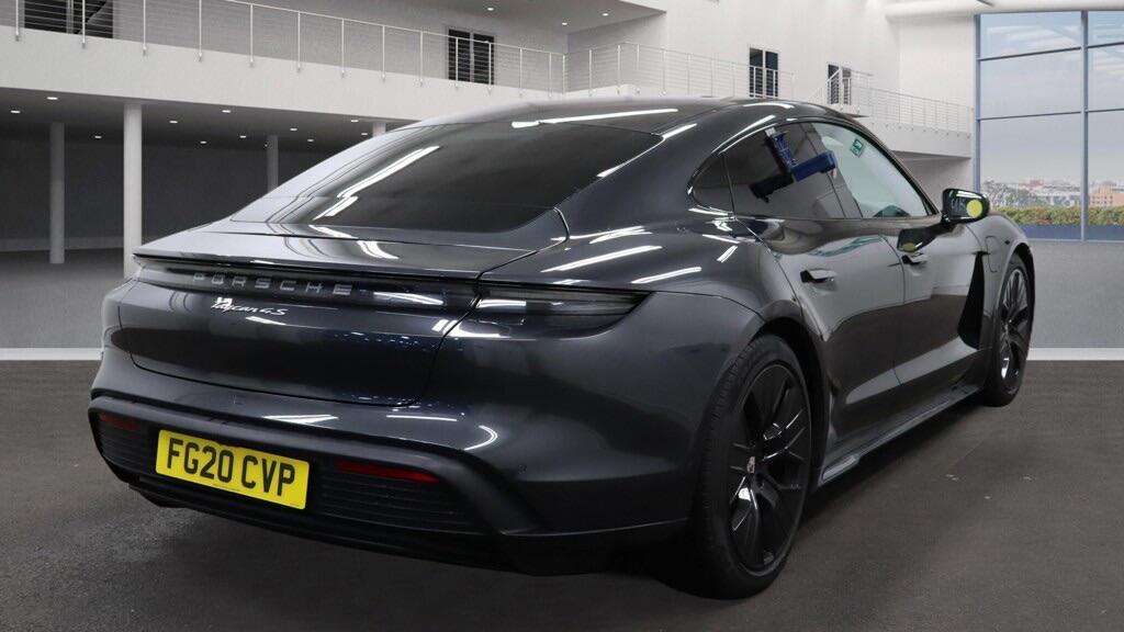 Used Porsche Taycan 2020 for sale - 76913098: Photo 4