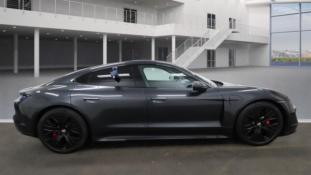 Used Porsche Taycan 2020 for sale - 76913098: Photo 5