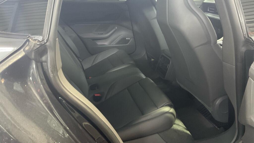 Used Porsche Taycan 2020 for sale - 76913098: Photo 8