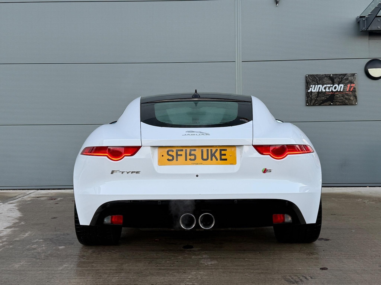 Used Jaguar F-Type 2015 for sale - 76899144: Photo 10