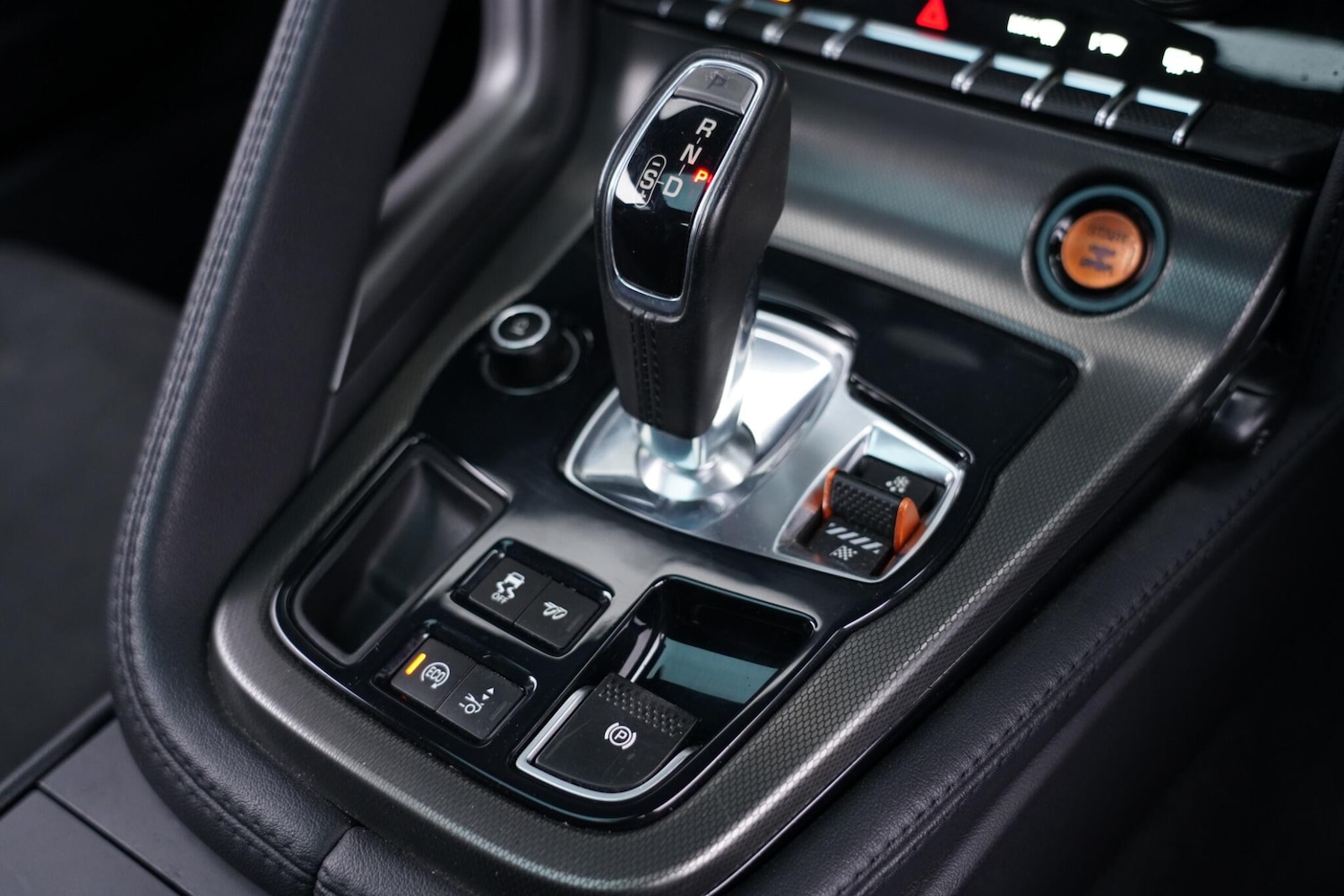 Used Jaguar F-Type 2015 for sale - 76899144: Photo 20