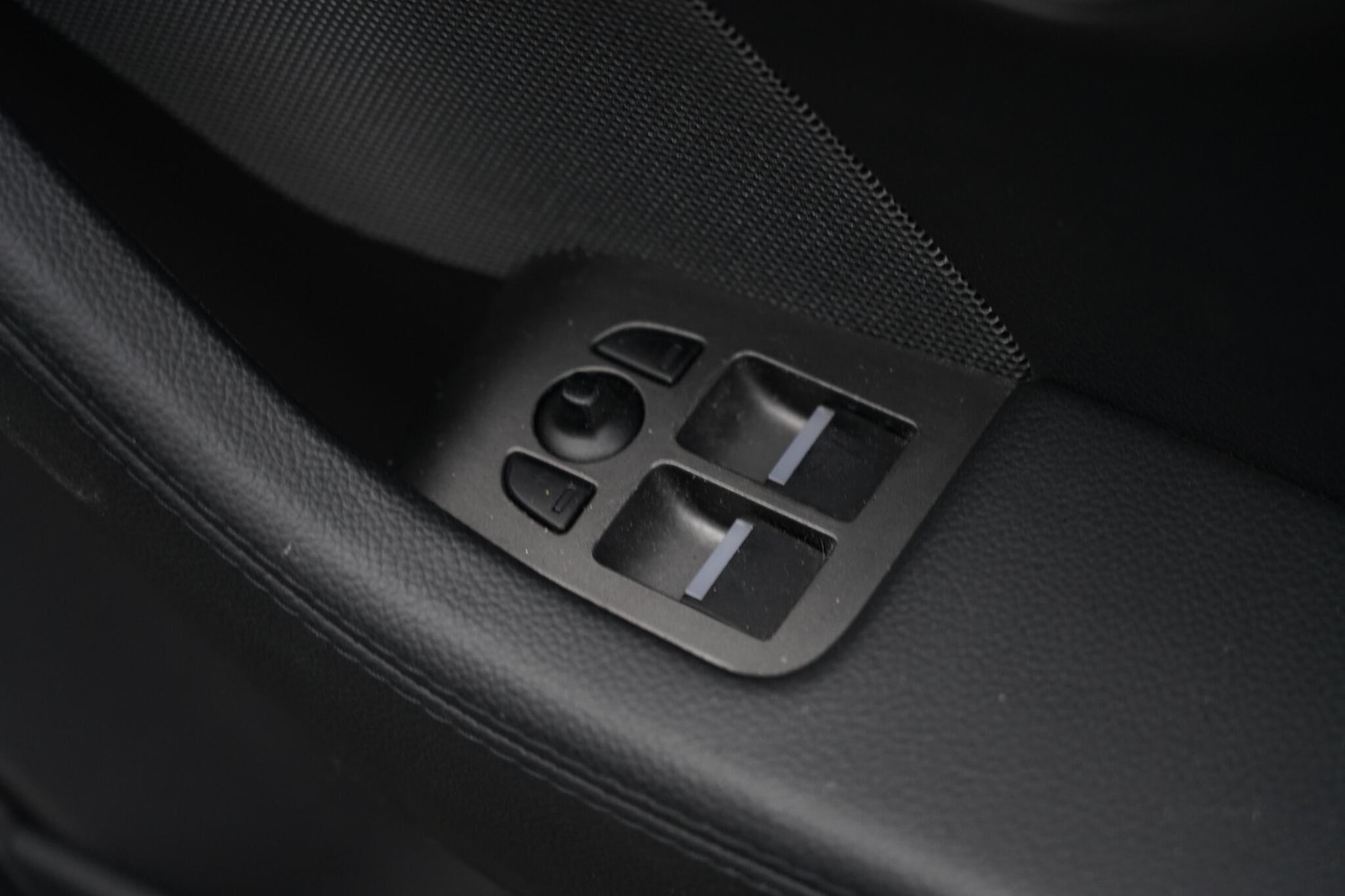 Used Jaguar F-Type 2015 for sale - 76899144: Photo 25