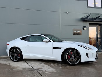 Used Jaguar F-Type 2015 for sale - 76899144: Photo