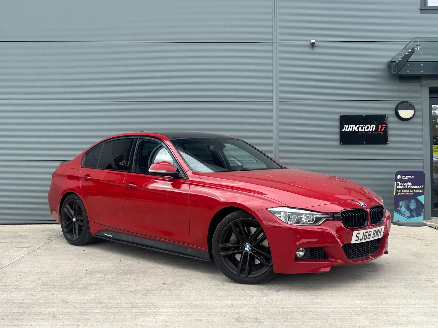 Used BMW 3 Series 2018 for sale - 76658253: Photo 1
