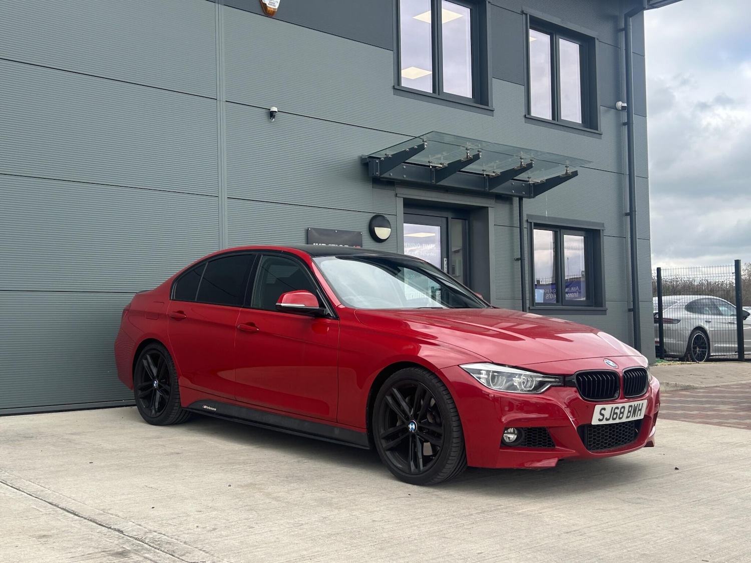 Used BMW 3 Series 2018 for sale - 76658253: Photo 5