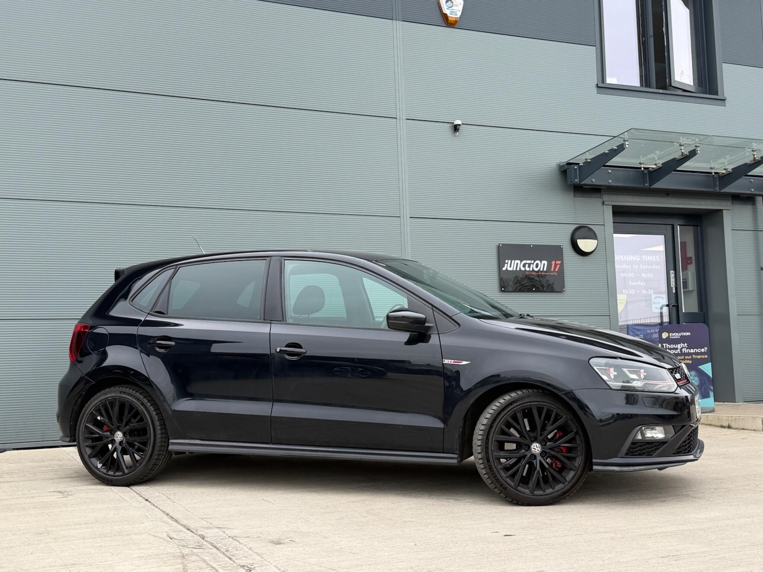 Used Volkswagen Polo 2016 for sale - 78185184: Photo 10