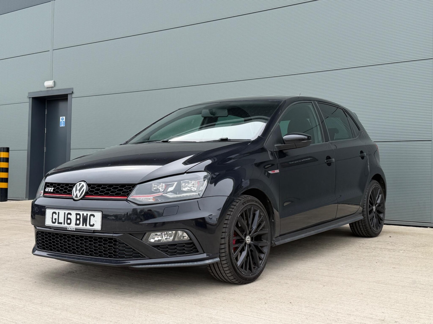 Used Volkswagen Polo 2016 for sale - 78185184: Photo 5