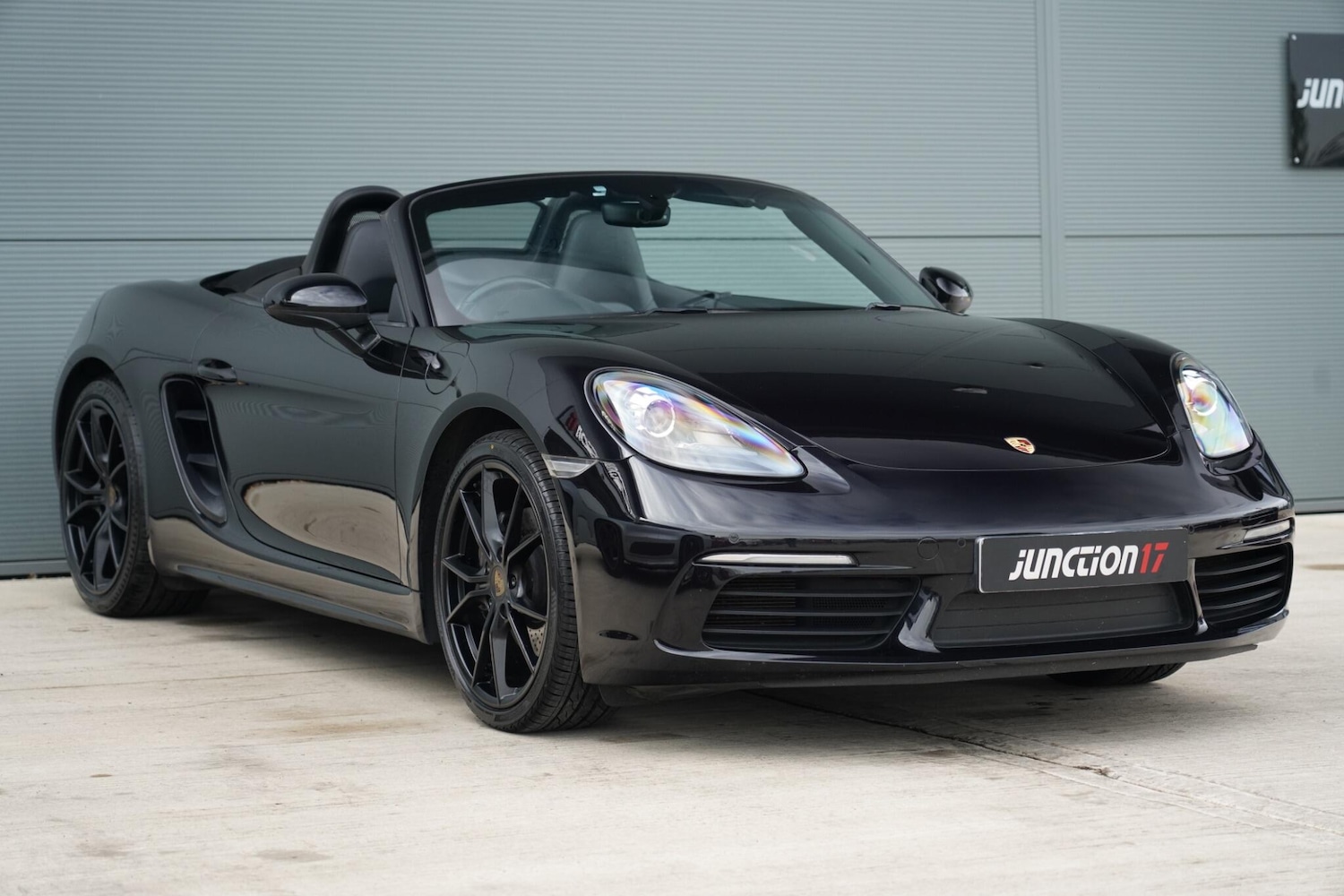 Used Porsche Boxster 2019 for sale - 77253862: Photo 4