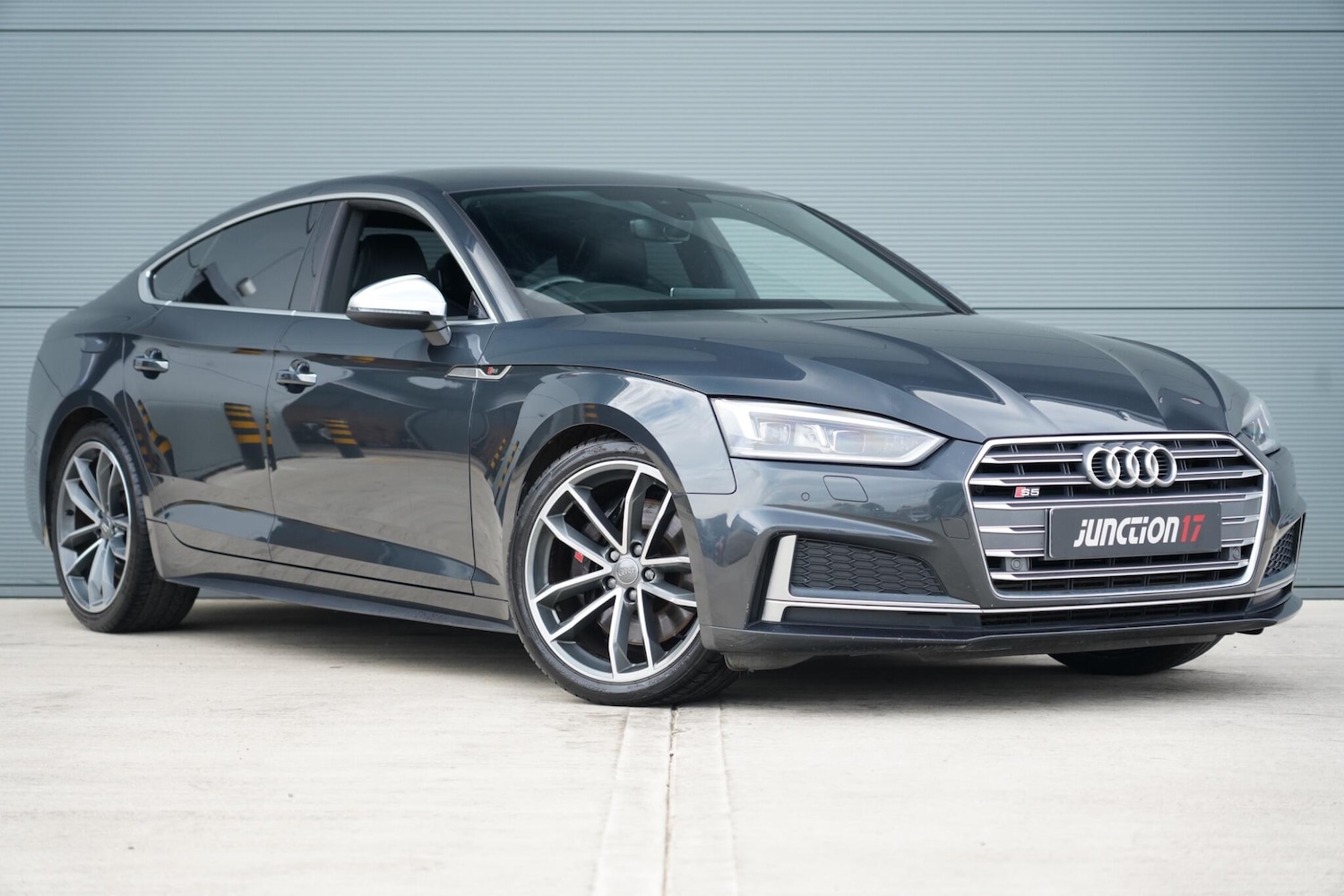 Used Audi A5 2017 for sale - 76657496: Photo 1