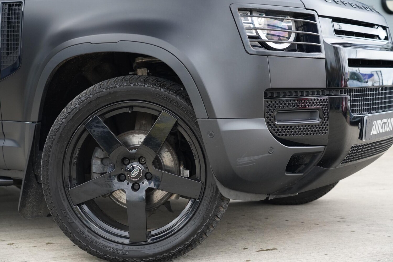 Used Land Rover Defender 2022 for sale - 77883331: Photo 16