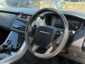 Used Land Rover Range Rover Sport 2019 for sale - 78989024: Photo