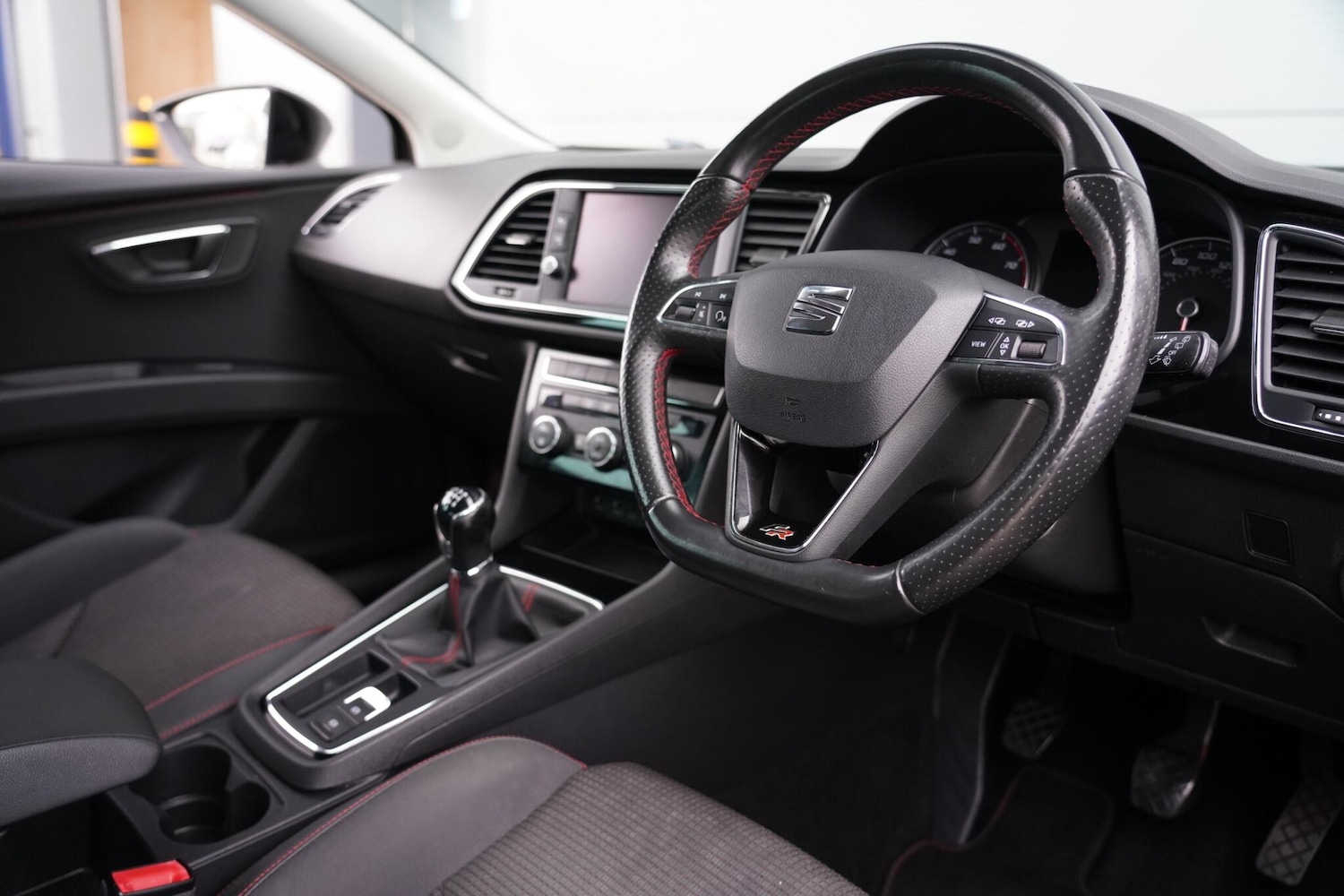 Used SEAT Leon 2017 for sale - 76657768: Photo 2