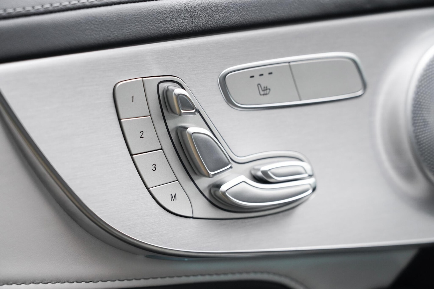 Used Mercedes-Benz C Class 2018 for sale - 76657916: Photo 36