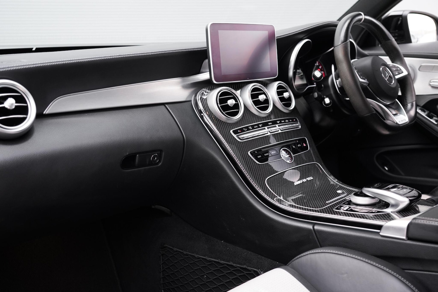 Used Mercedes-Benz C Class 2018 for sale - 76657916: Photo 8