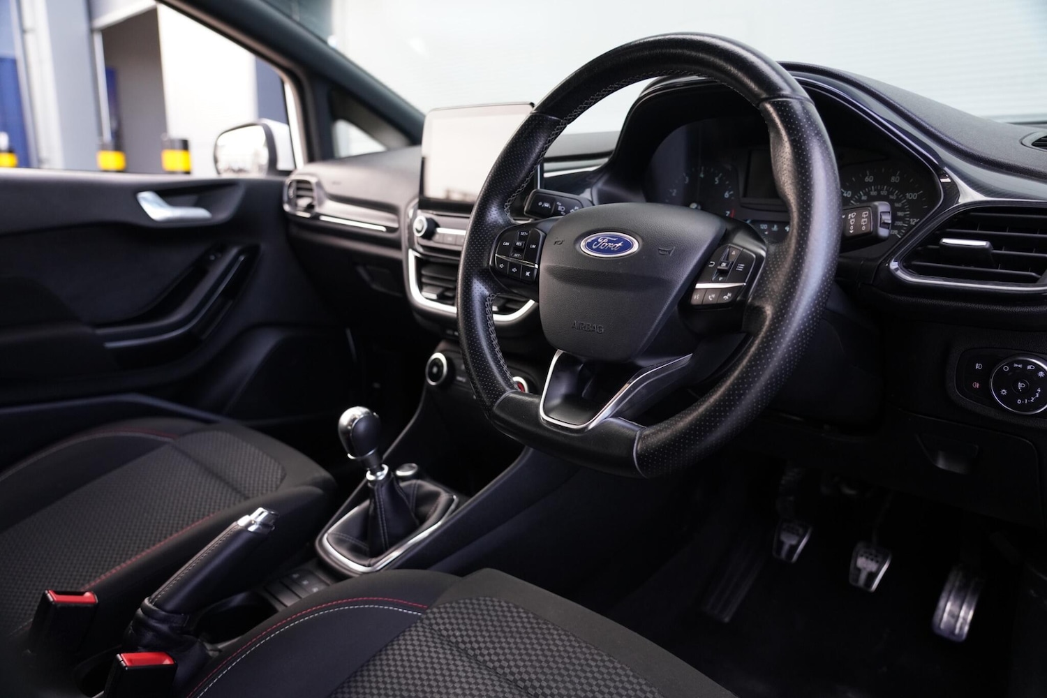 Used Ford Fiesta for sale - 77809203: Photo 2