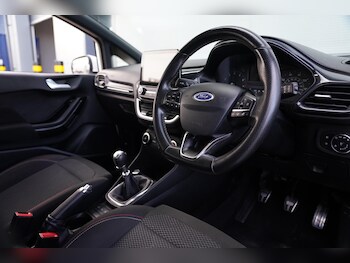 Used Ford Fiesta 2017 for sale - 77809203: Photo