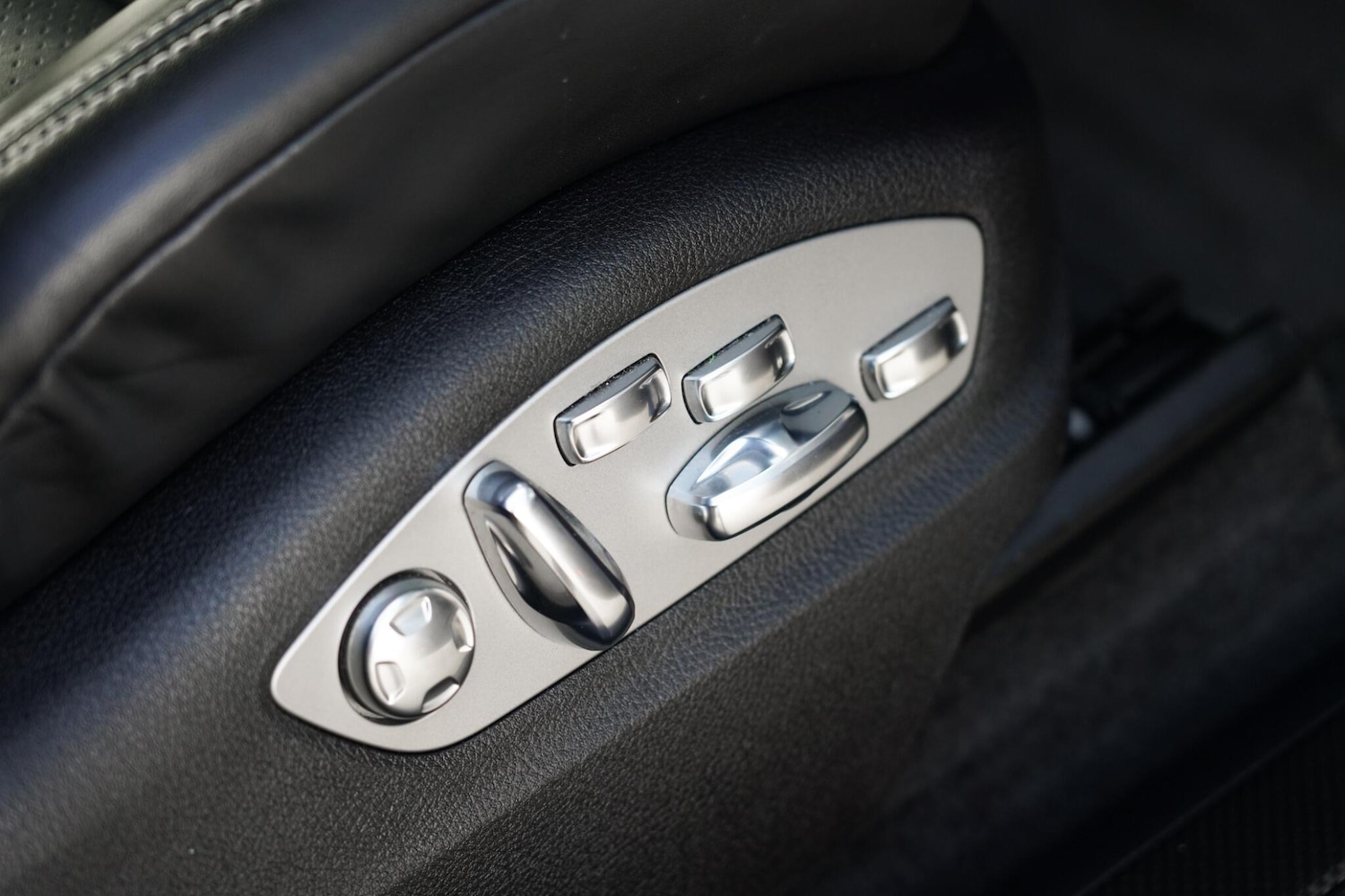 Used Porsche Macan 2022 for sale - 77497038: Photo 31