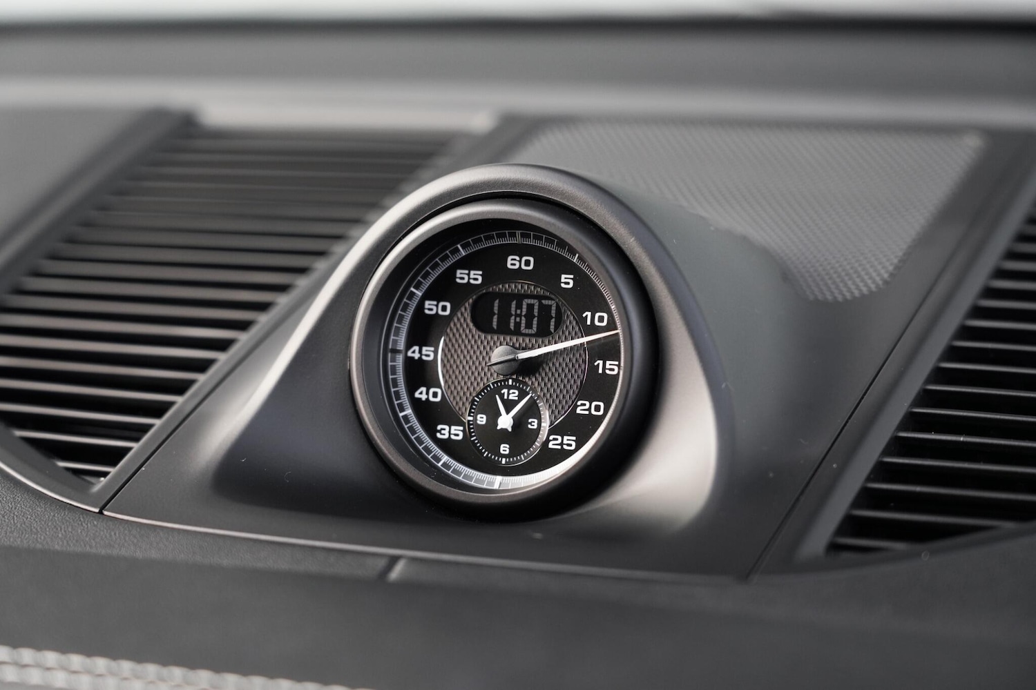 Used Porsche Macan 2022 for sale - 77497038: Photo 32