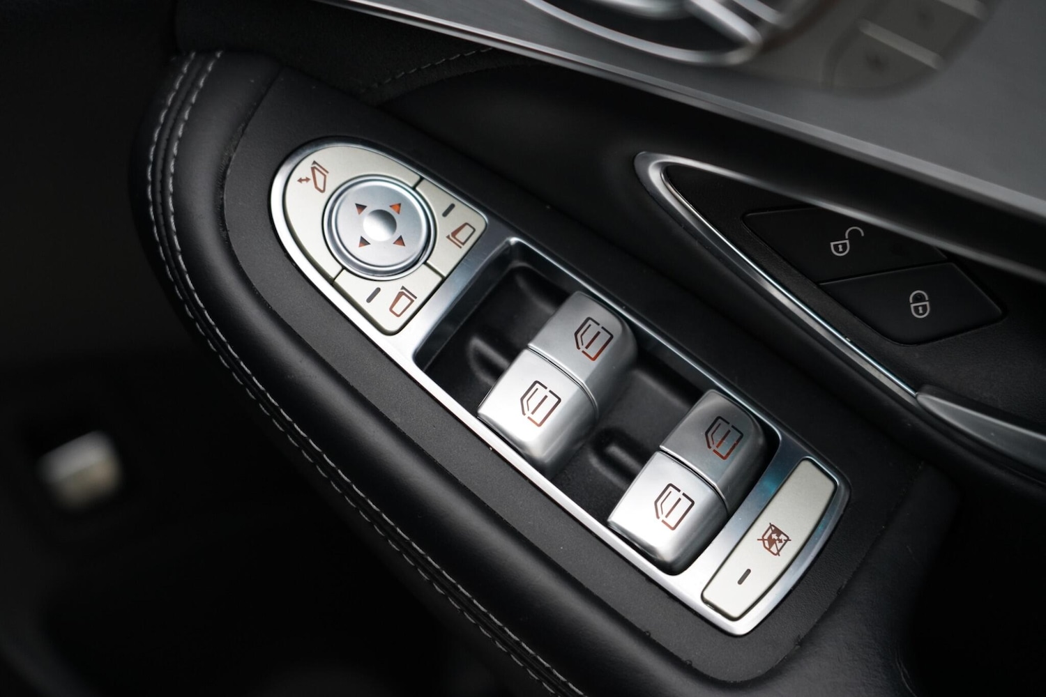 Used Mercedes-Benz C Class 2015 for sale - 76657648: Photo 25