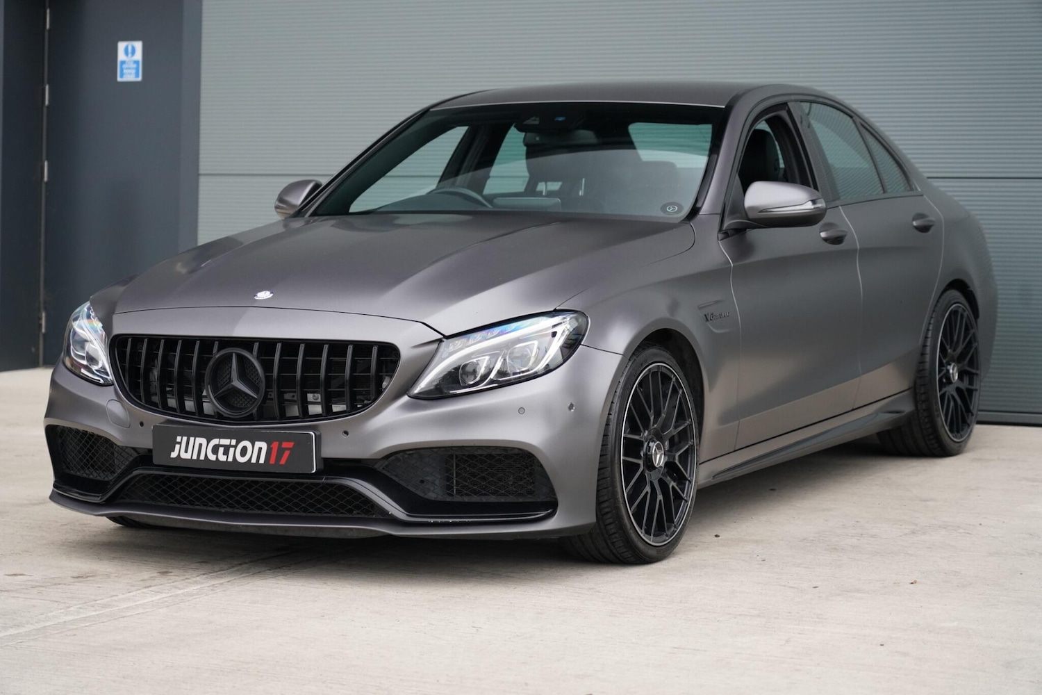 Used Mercedes-Benz C Class 2015 for sale - 76657648: Photo 5