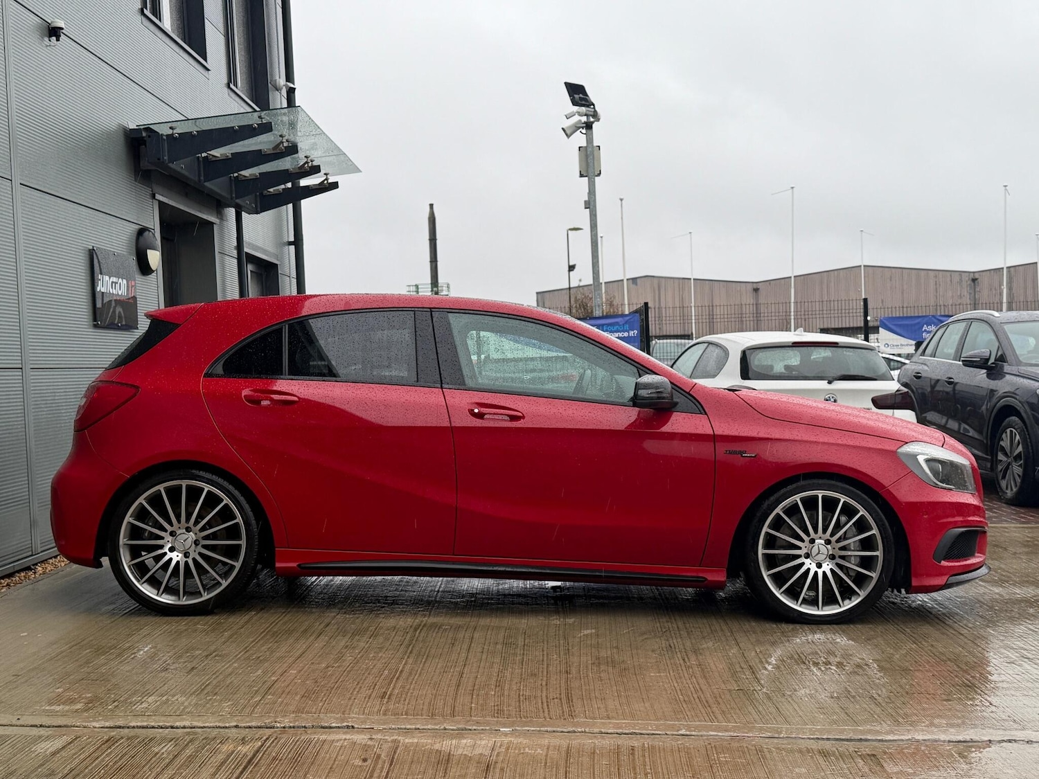 Used Mercedes-Benz A-Class 2014 for sale - 76659045: Photo 8