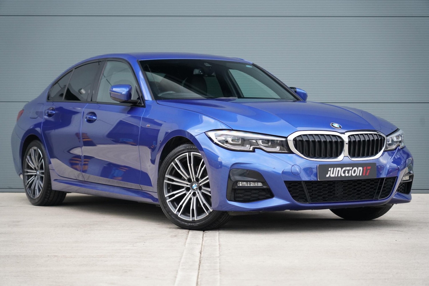 Used BMW 3 Series 2020 for sale - 76657564: Photo 1