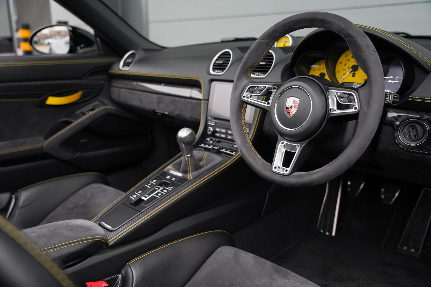 Used Porsche 718 Spyder 2019 for sale - 77215850: Photo 12