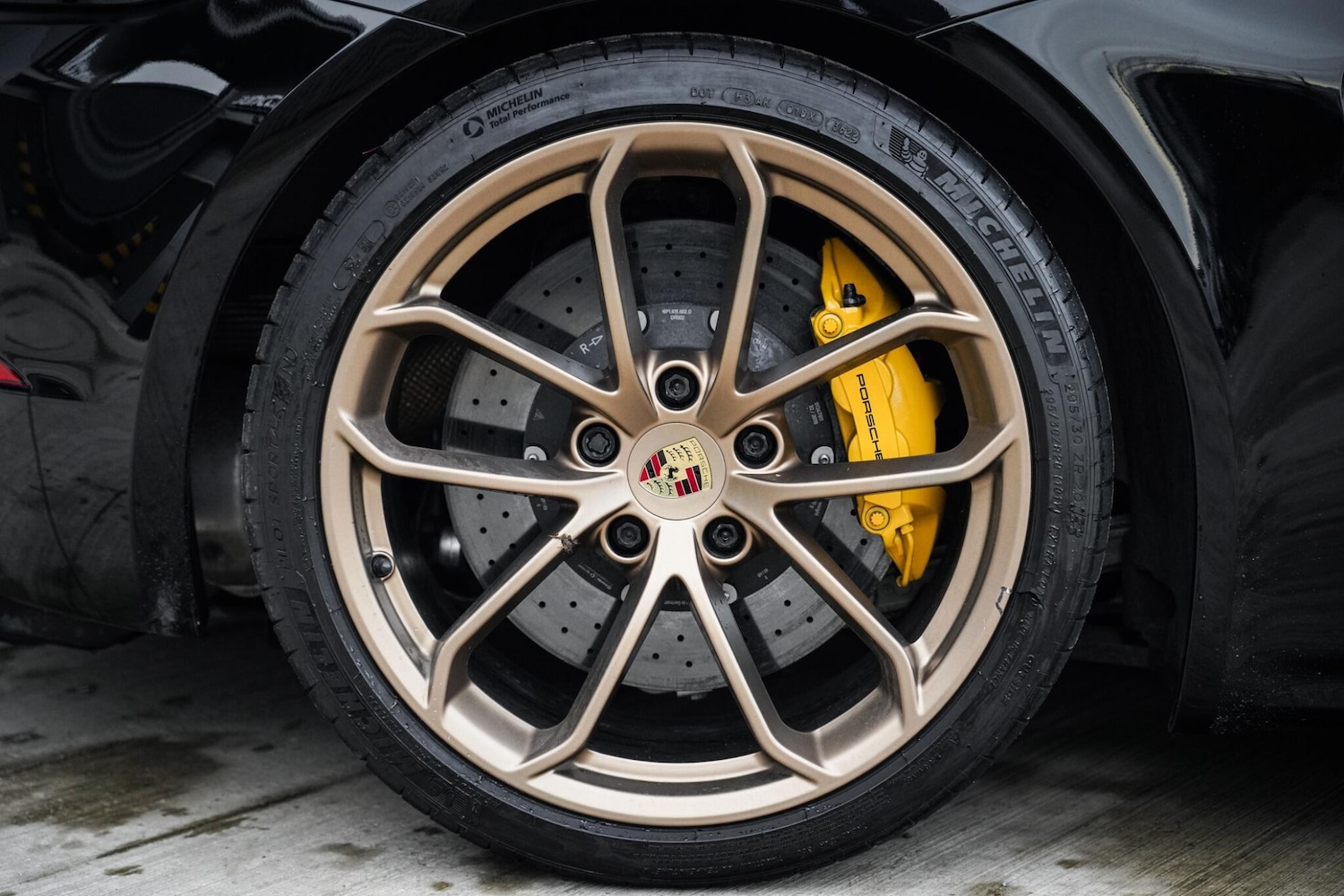 Used Porsche 718 Spyder 2019 for sale - 77215850: Photo 18