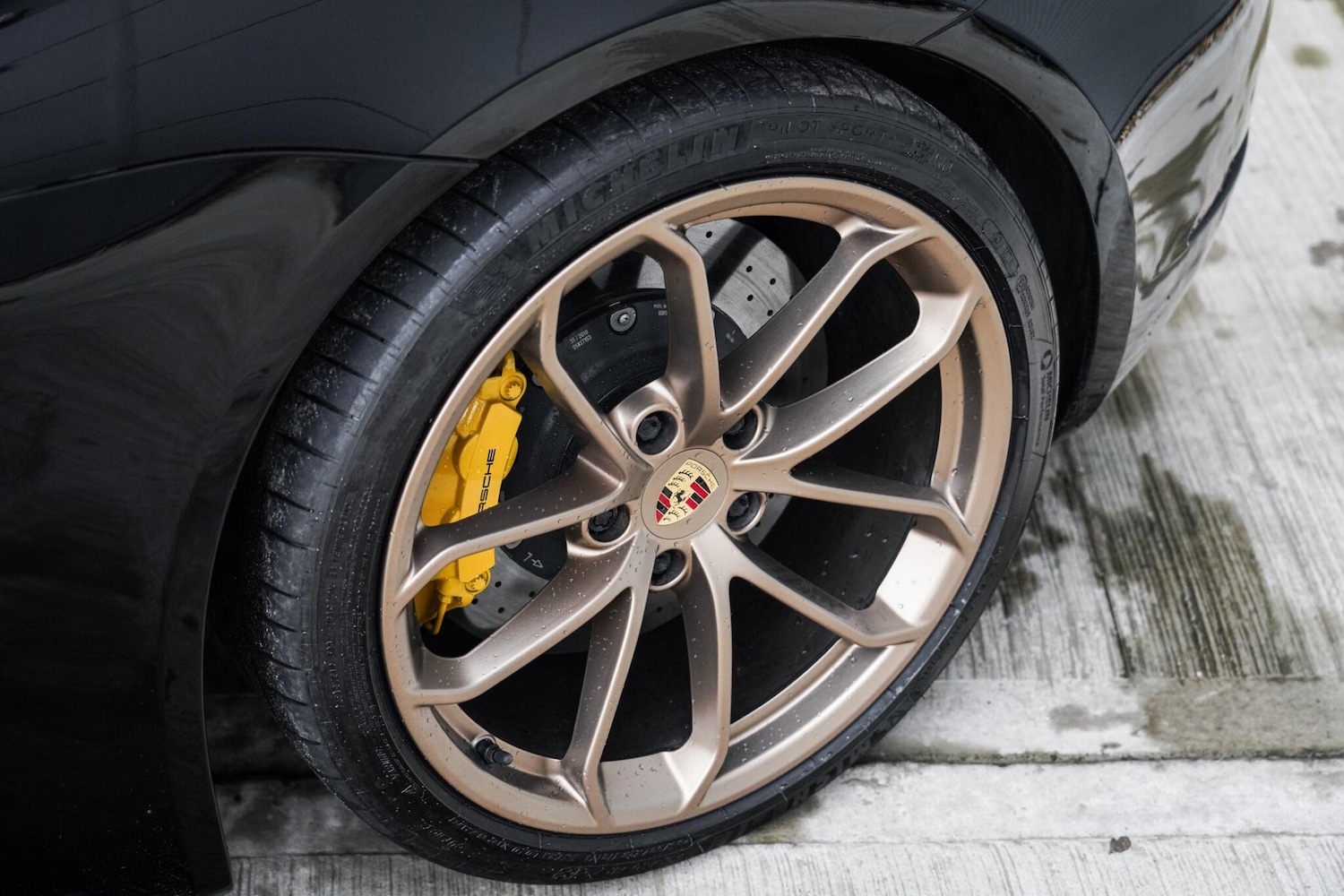 Used Porsche 718 Spyder 2019 for sale - 77215850: Photo 21