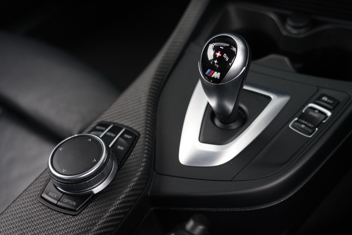 Used BMW M2 2017 for sale - 76657469: Photo 25