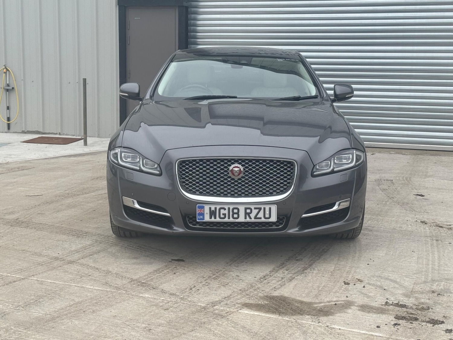 Used Jaguar XJ 2018 for sale - 77156779: Photo 3