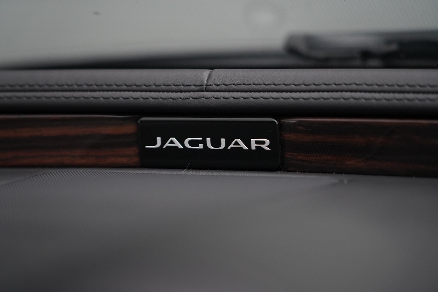 Used Jaguar XJ 2018 for sale - 77156779: Photo 31