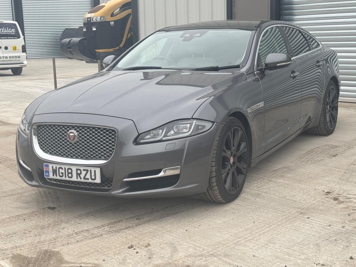 Used Jaguar XJ 2018 for sale - 77156779: Photo 4
