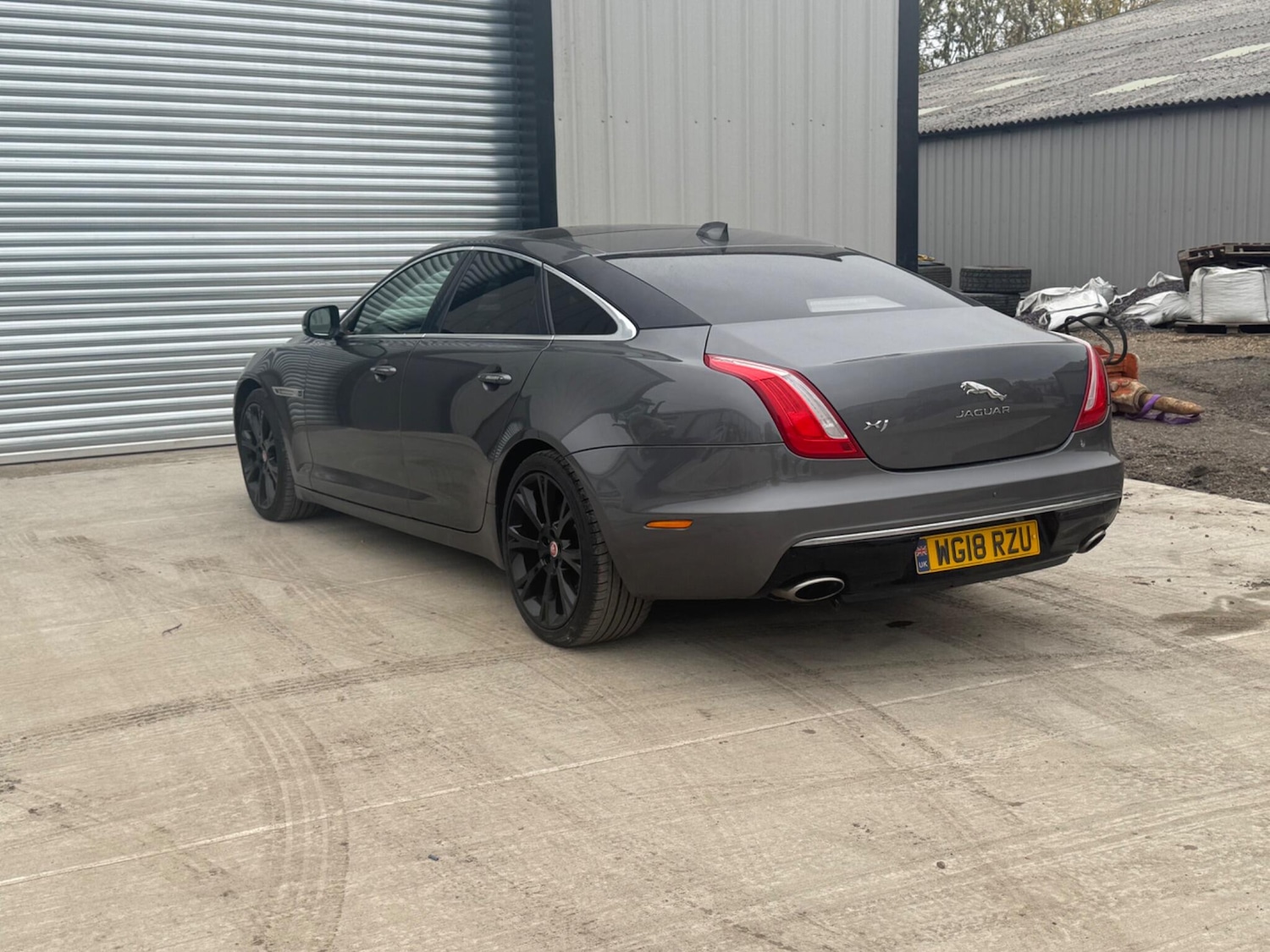 Used Jaguar XJ 2018 for sale - 77156779: Photo 5