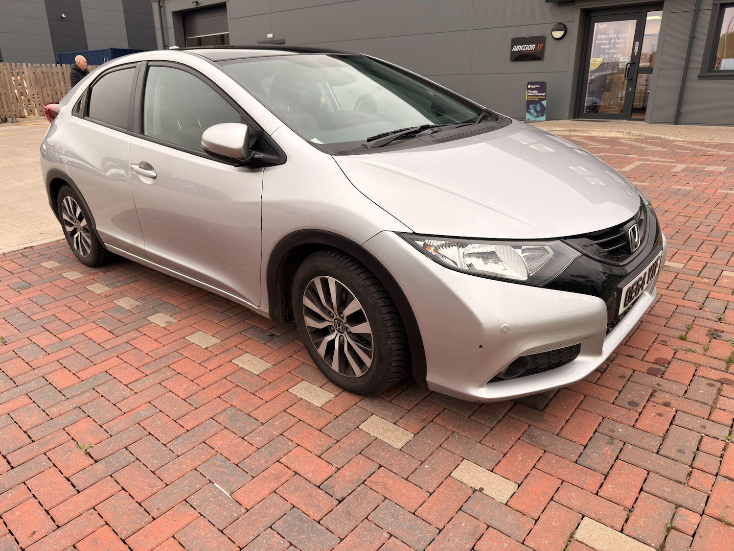 Used Honda Civic 2015 for sale - 76658841: Photo 1