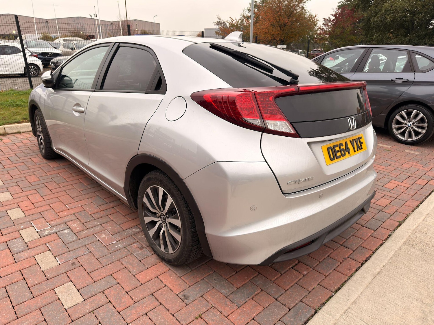 Used Honda Civic 2015 for sale - 76658841: Photo 5