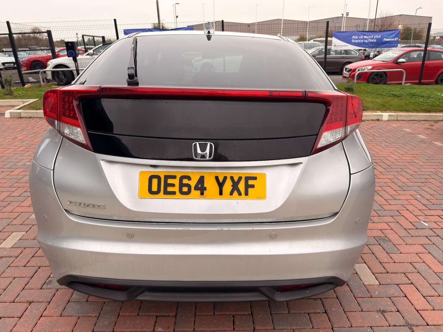 Used Honda Civic 2015 for sale - 76658841: Photo 6